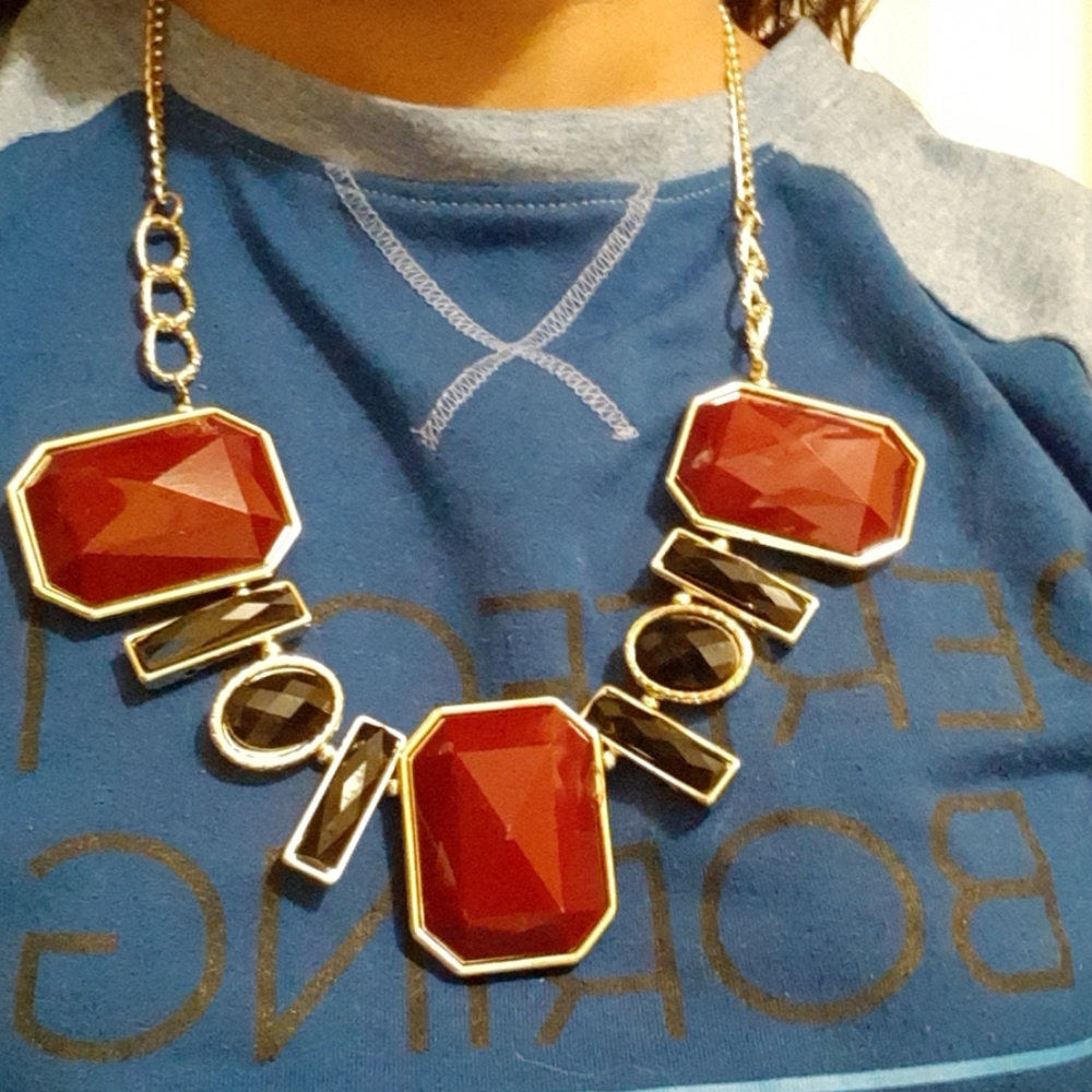 Necklace - Picture 2 of 2